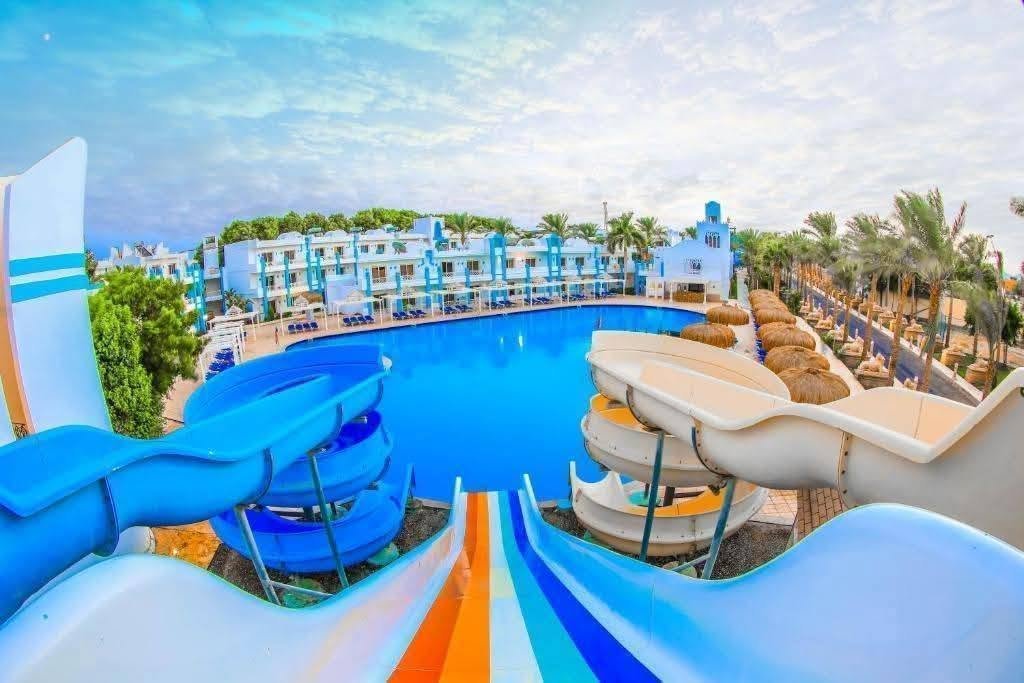 Mirage Bay Aqua Park